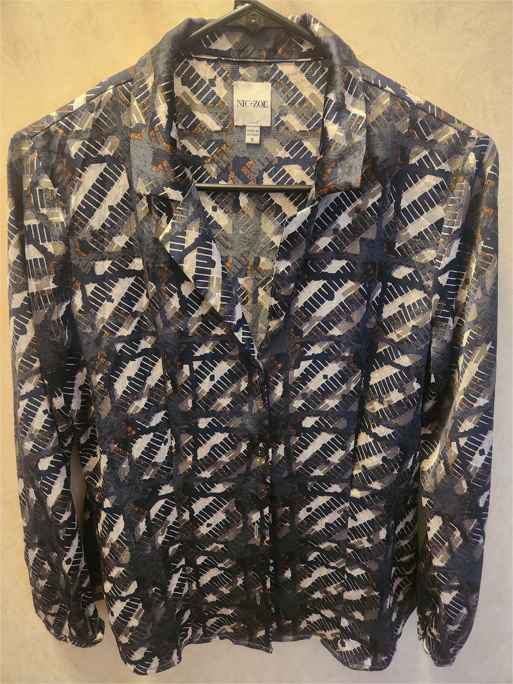 NIC+ZOE Navy, White & Brown Colorful Abstract Brushstroke Shirt